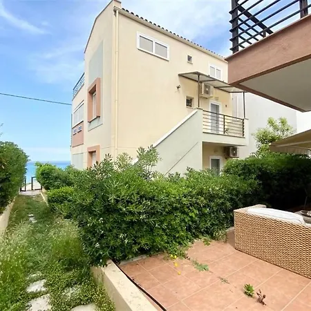 Elena First Line Beach House Polychrono